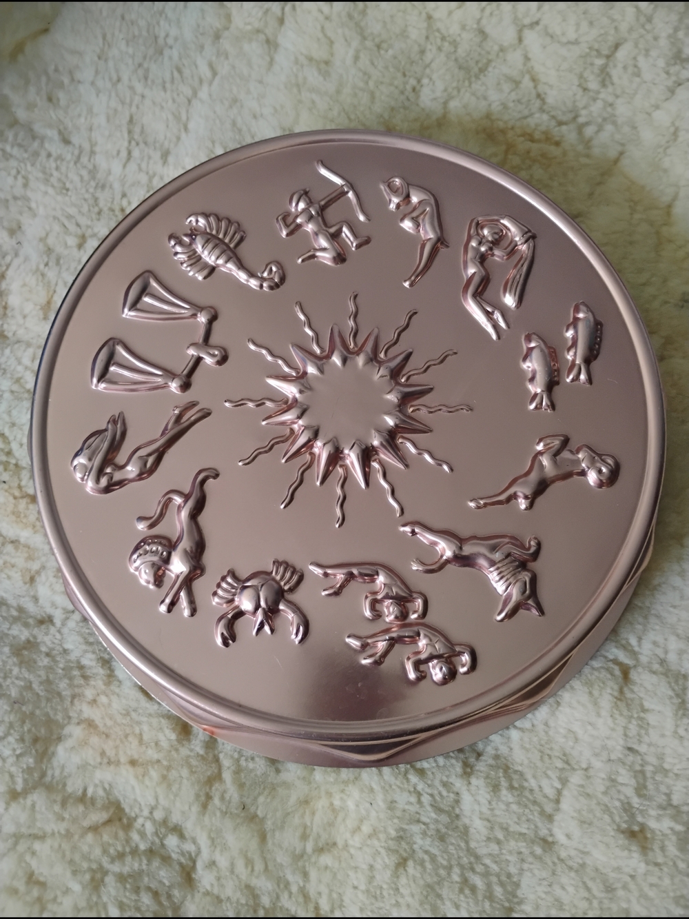 Zodiac Baking Pan Decor